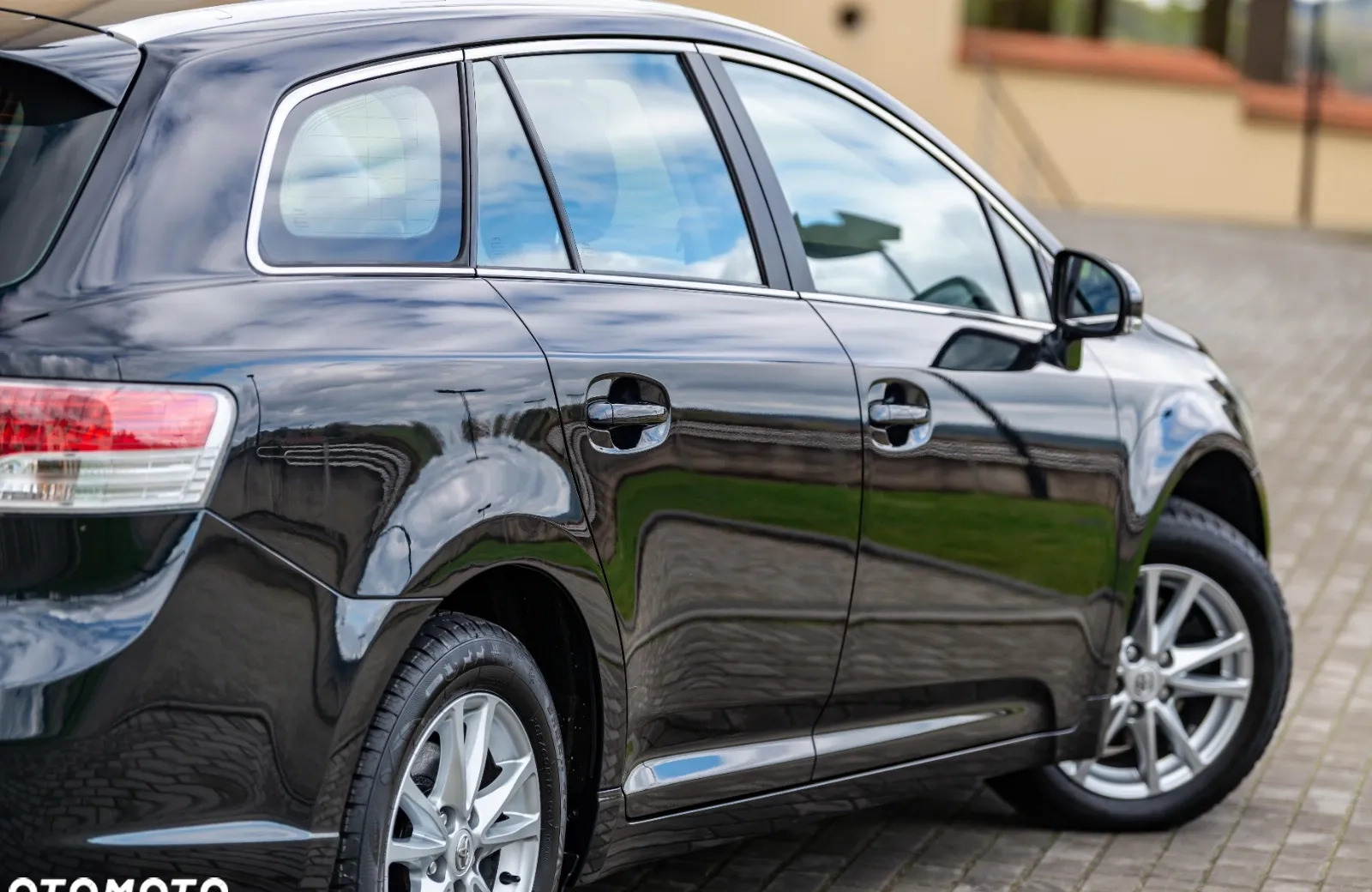 Toyota Avensis cena 35900 przebieg: 187000, rok produkcji 2010 z Świebodzin małe 436